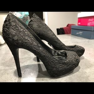 Vera Wang Black Heels